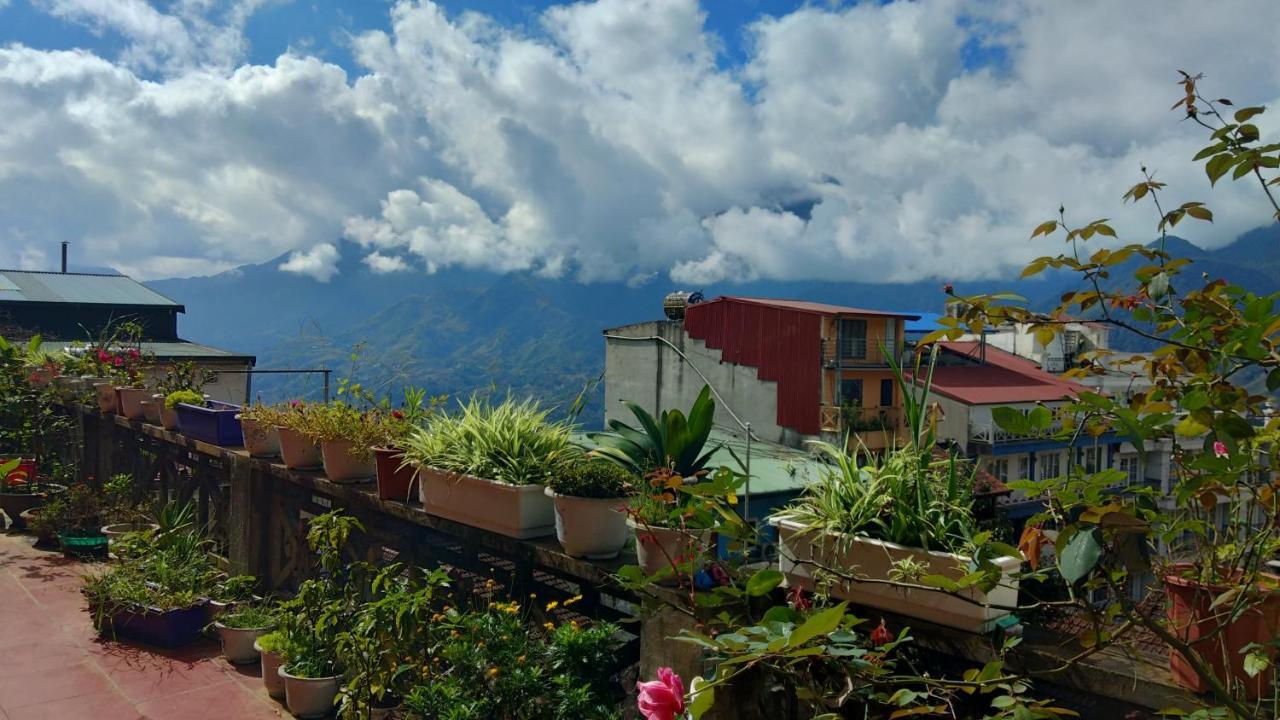 Nguyen Dang Guesthouse ซาปา ภายนอก รูปภาพ